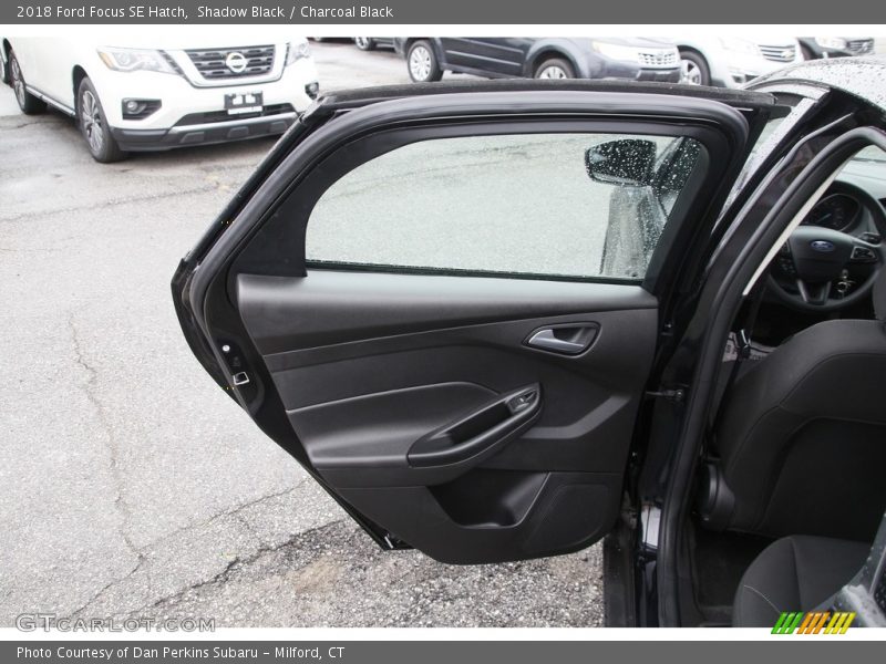 Shadow Black / Charcoal Black 2018 Ford Focus SE Hatch