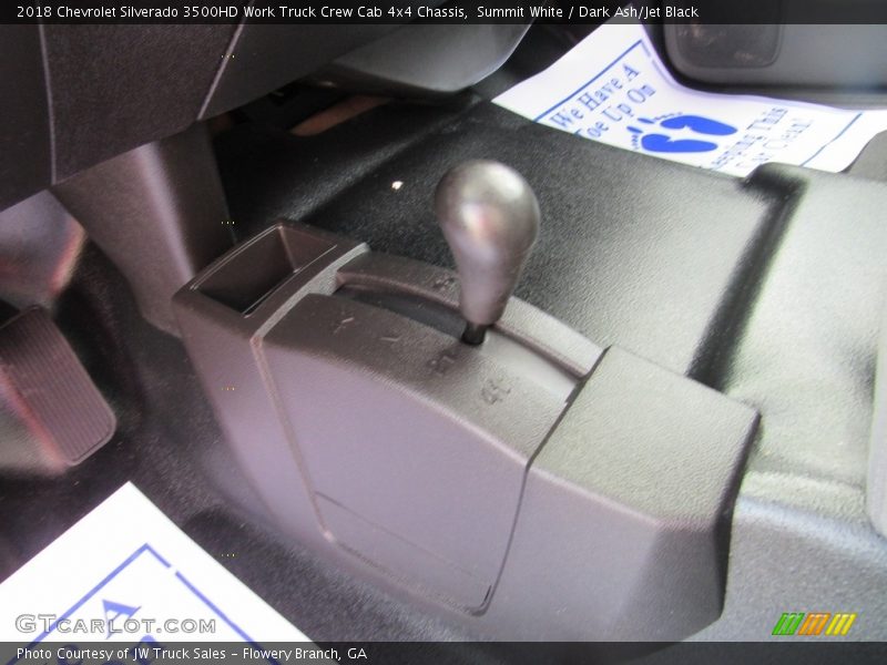 Summit White / Dark Ash/Jet Black 2018 Chevrolet Silverado 3500HD Work Truck Crew Cab 4x4 Chassis