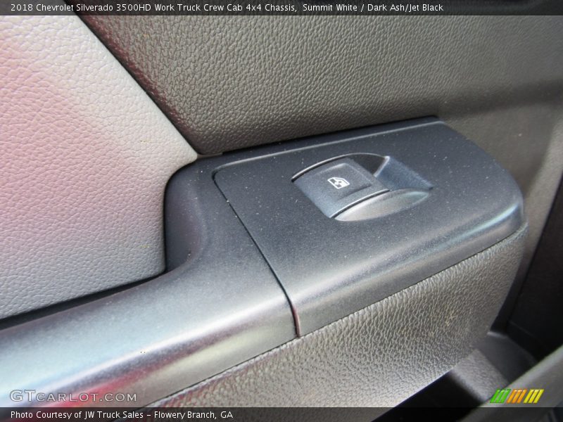 Summit White / Dark Ash/Jet Black 2018 Chevrolet Silverado 3500HD Work Truck Crew Cab 4x4 Chassis