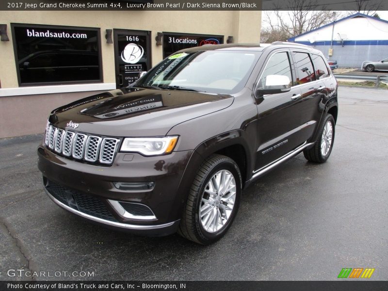 Luxury Brown Pearl / Dark Sienna Brown/Black 2017 Jeep Grand Cherokee Summit 4x4