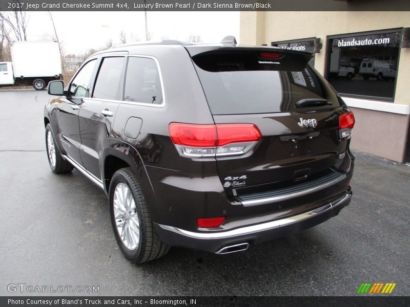 Luxury Brown Pearl / Dark Sienna Brown/Black 2017 Jeep Grand Cherokee Summit 4x4