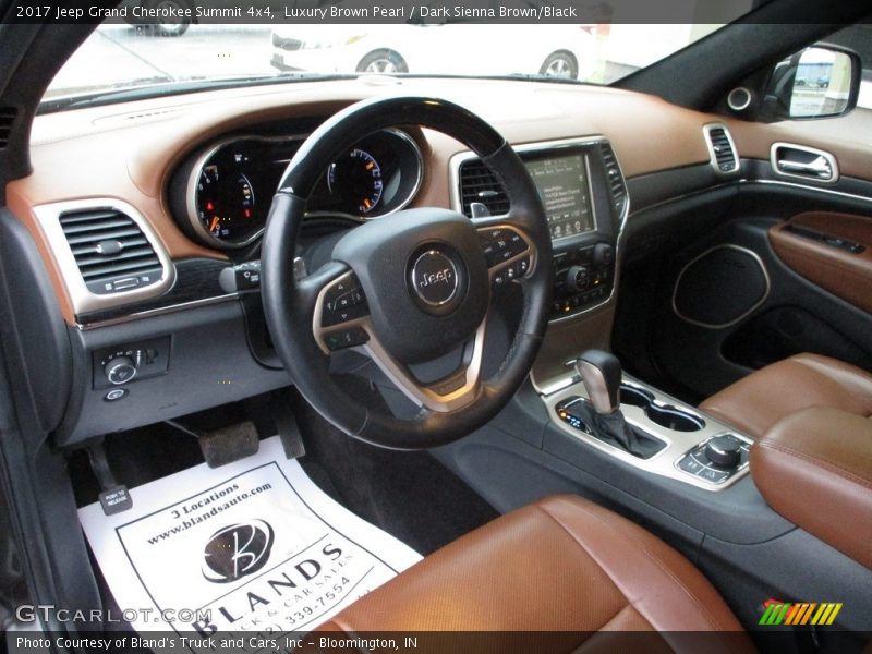 Luxury Brown Pearl / Dark Sienna Brown/Black 2017 Jeep Grand Cherokee Summit 4x4