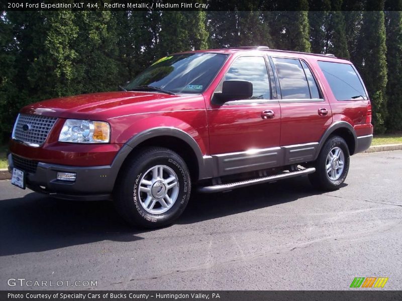 Redfire Metallic / Medium Flint Gray 2004 Ford Expedition XLT 4x4