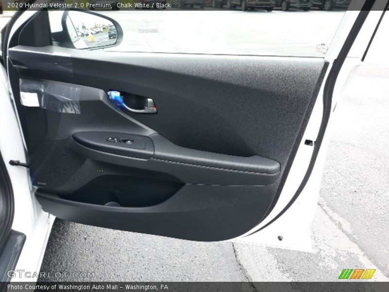 Chalk White / Black 2020 Hyundai Veloster 2.0 Premium