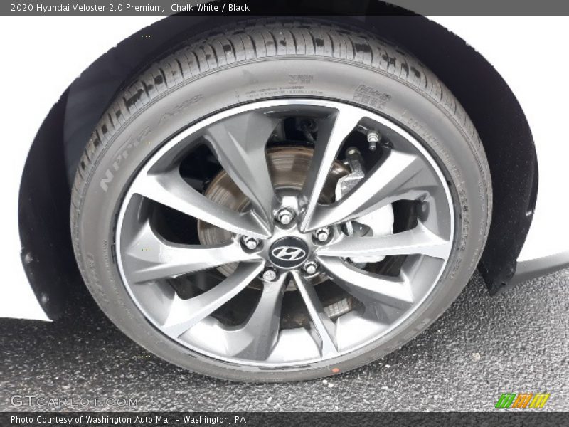 Chalk White / Black 2020 Hyundai Veloster 2.0 Premium