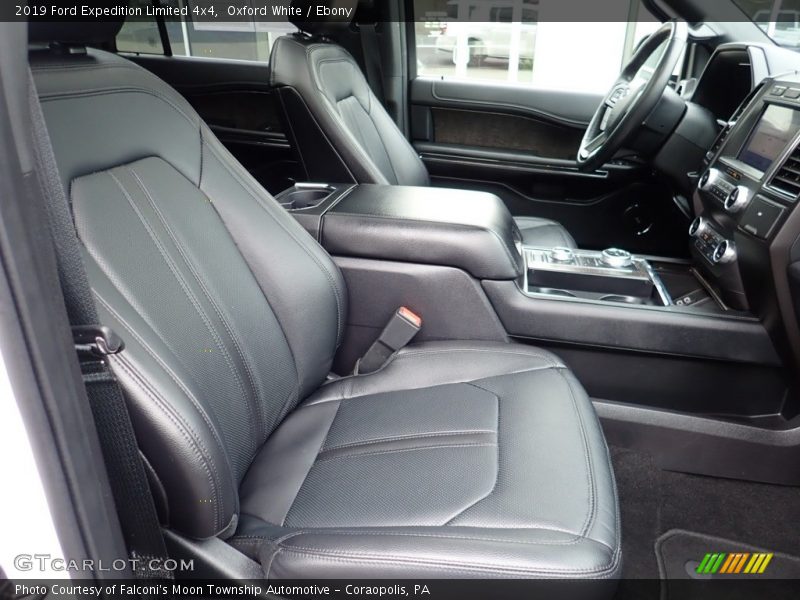 Oxford White / Ebony 2019 Ford Expedition Limited 4x4