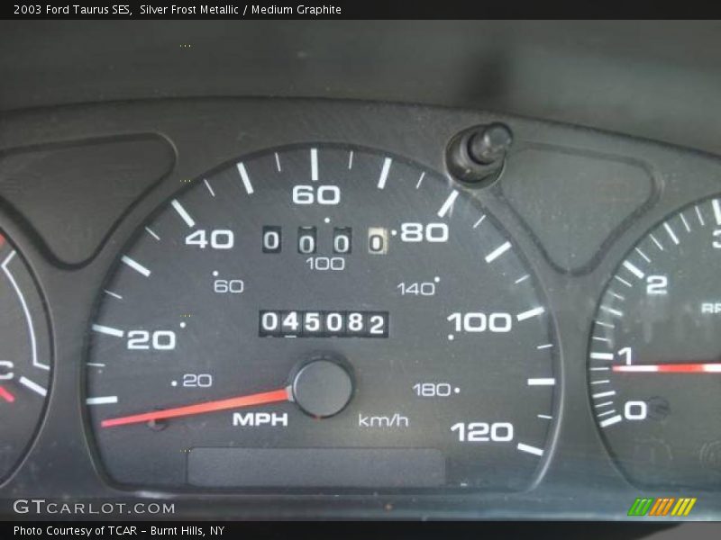 Silver Frost Metallic / Medium Graphite 2003 Ford Taurus SES