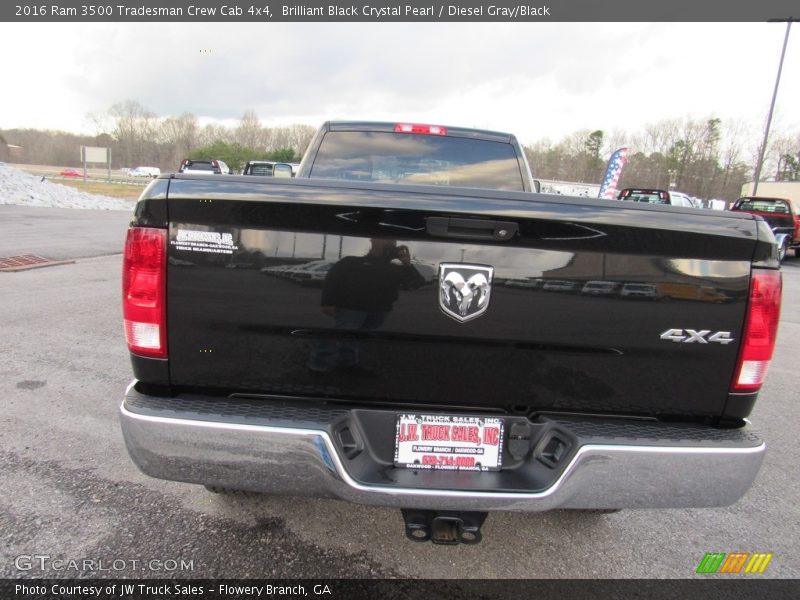 Brilliant Black Crystal Pearl / Diesel Gray/Black 2016 Ram 3500 Tradesman Crew Cab 4x4
