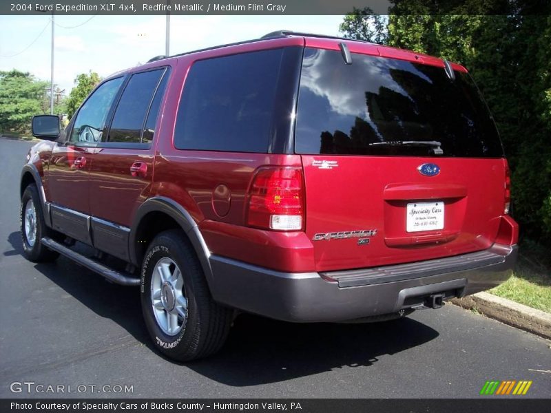 Redfire Metallic / Medium Flint Gray 2004 Ford Expedition XLT 4x4