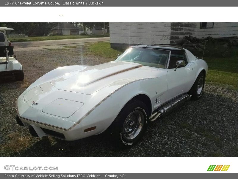 Classic White / Buckskin 1977 Chevrolet Corvette Coupe