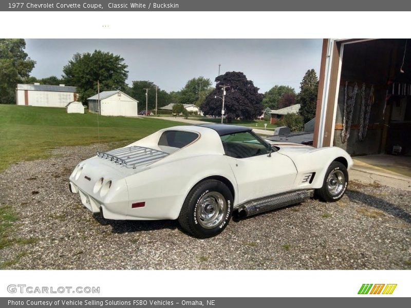 Classic White / Buckskin 1977 Chevrolet Corvette Coupe