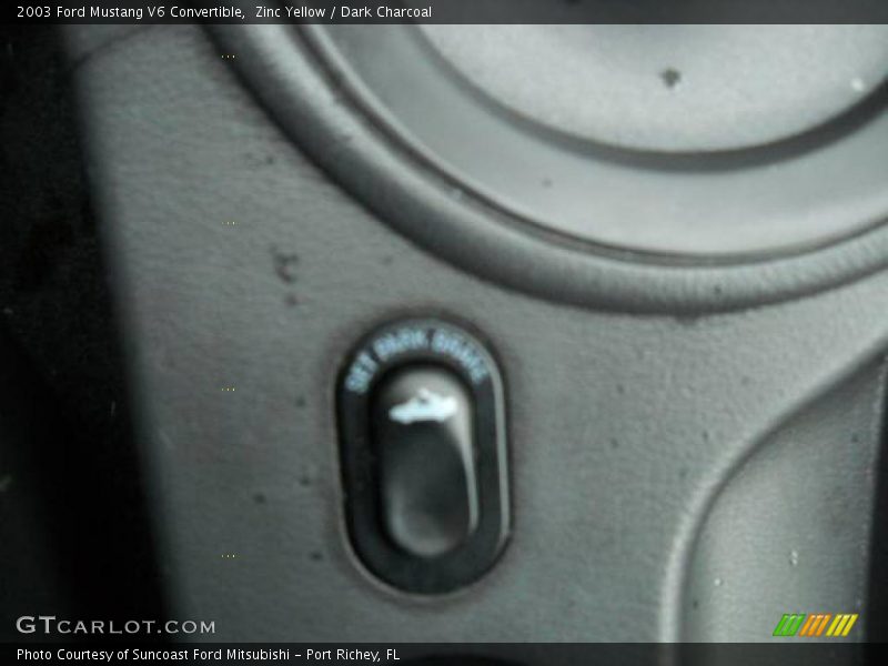 Zinc Yellow / Dark Charcoal 2003 Ford Mustang V6 Convertible