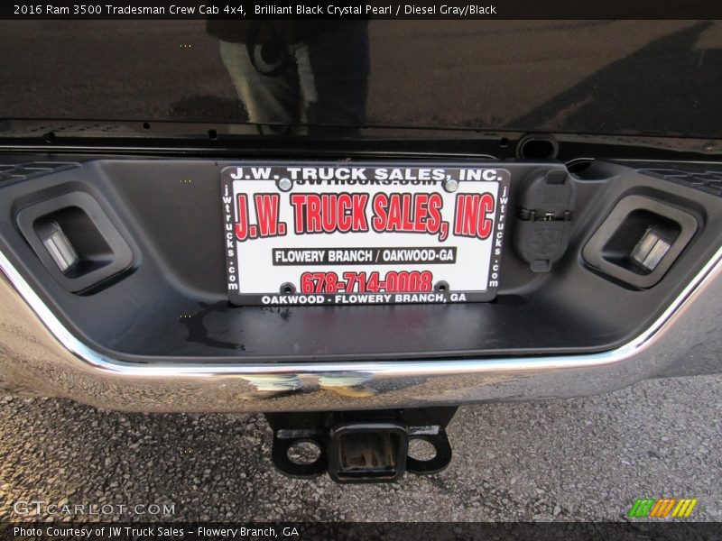 Brilliant Black Crystal Pearl / Diesel Gray/Black 2016 Ram 3500 Tradesman Crew Cab 4x4