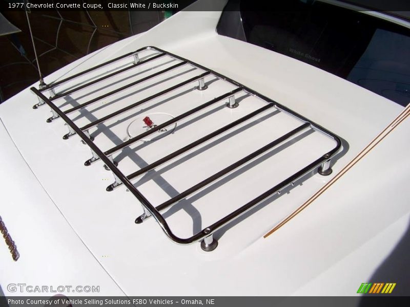 Classic White / Buckskin 1977 Chevrolet Corvette Coupe