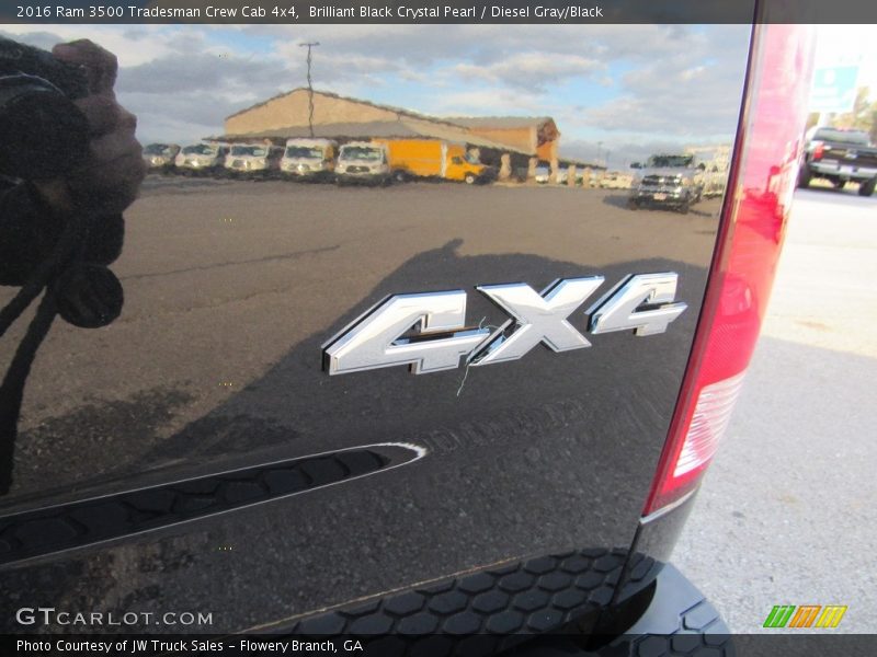 Brilliant Black Crystal Pearl / Diesel Gray/Black 2016 Ram 3500 Tradesman Crew Cab 4x4