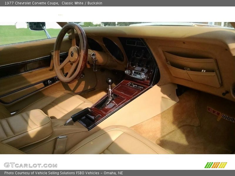 Classic White / Buckskin 1977 Chevrolet Corvette Coupe