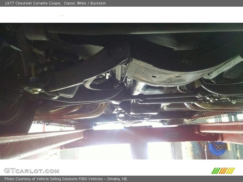 Classic White / Buckskin 1977 Chevrolet Corvette Coupe