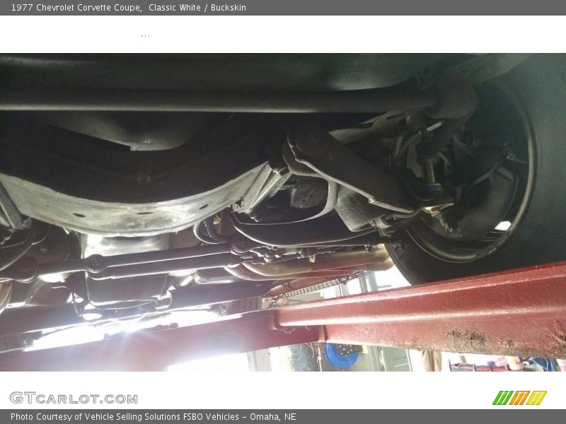 Classic White / Buckskin 1977 Chevrolet Corvette Coupe