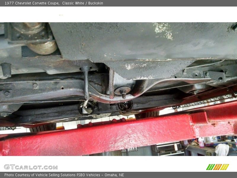 Classic White / Buckskin 1977 Chevrolet Corvette Coupe