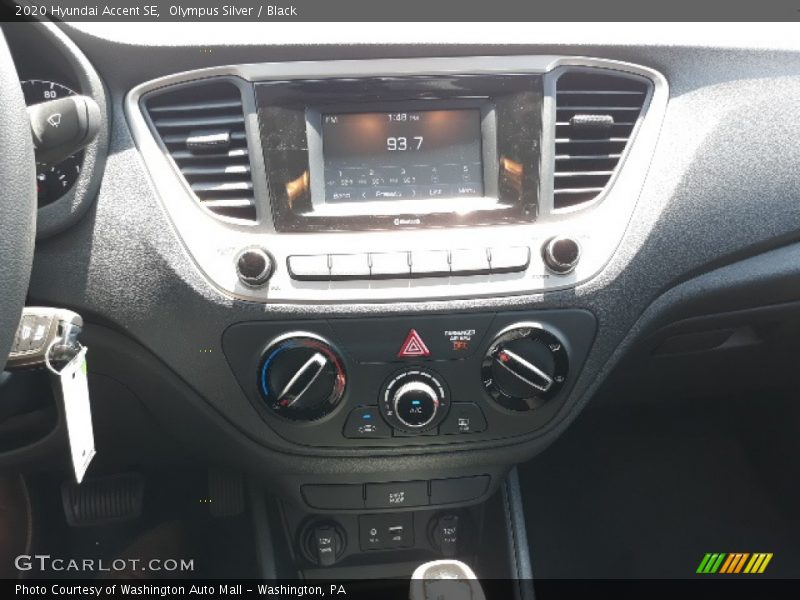 Olympus Silver / Black 2020 Hyundai Accent SE