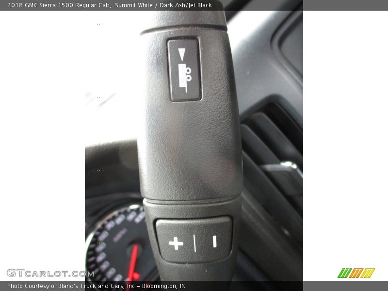 Summit White / Dark Ash/Jet Black 2018 GMC Sierra 1500 Regular Cab