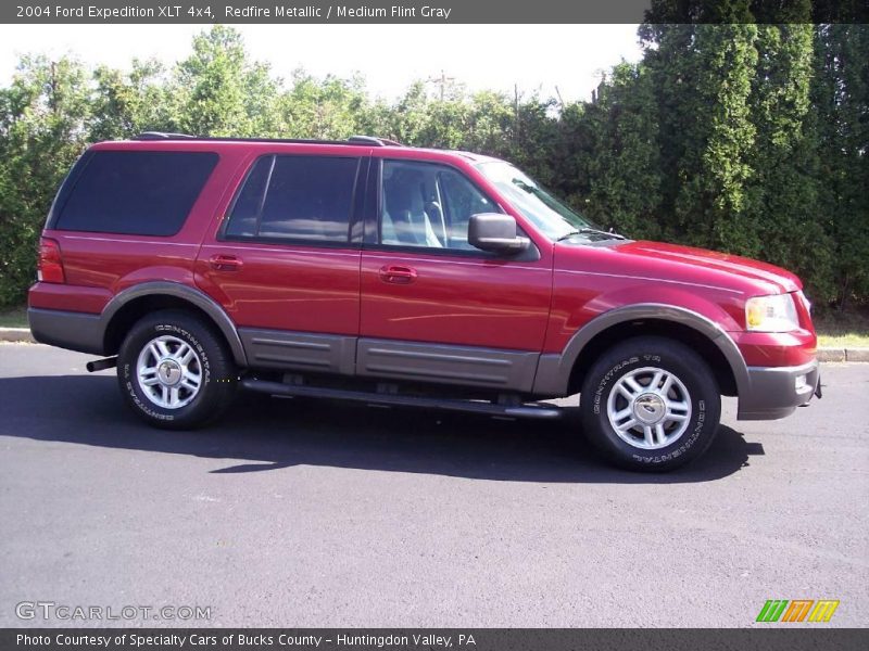 Redfire Metallic / Medium Flint Gray 2004 Ford Expedition XLT 4x4