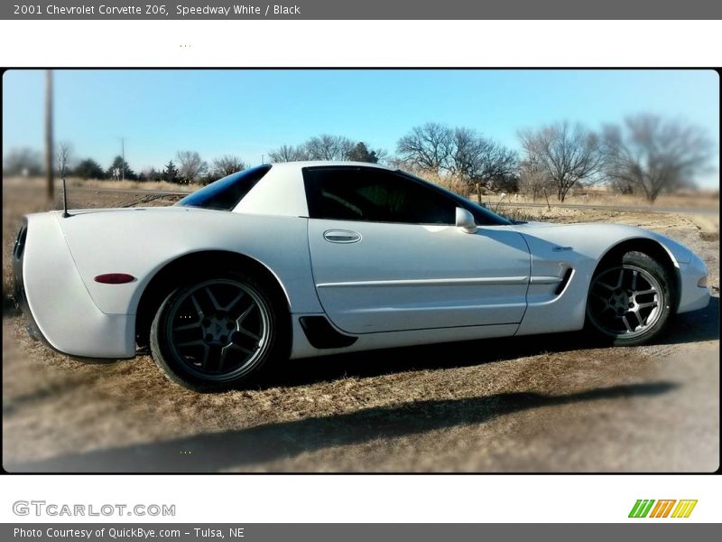 Speedway White / Black 2001 Chevrolet Corvette Z06