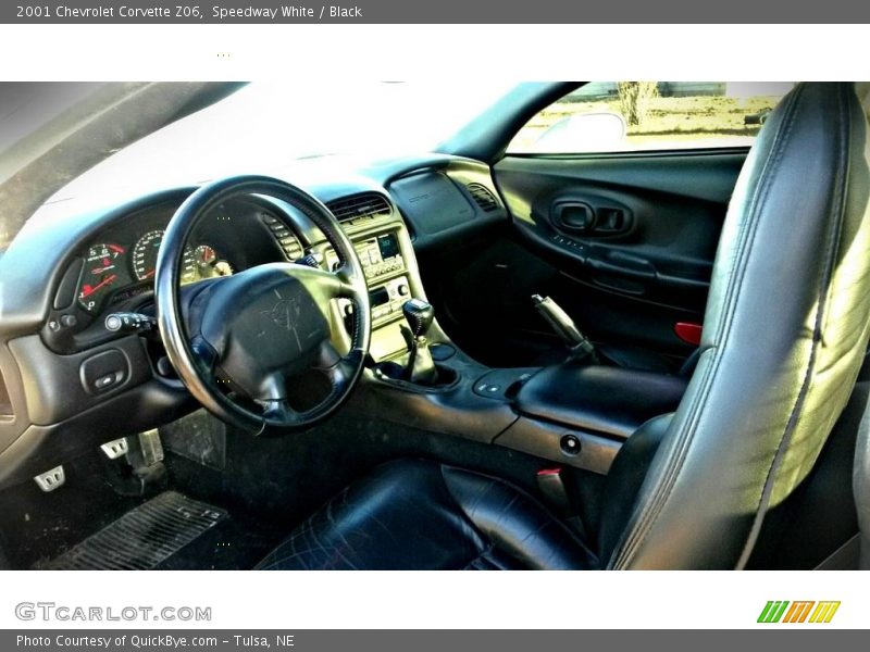 Speedway White / Black 2001 Chevrolet Corvette Z06