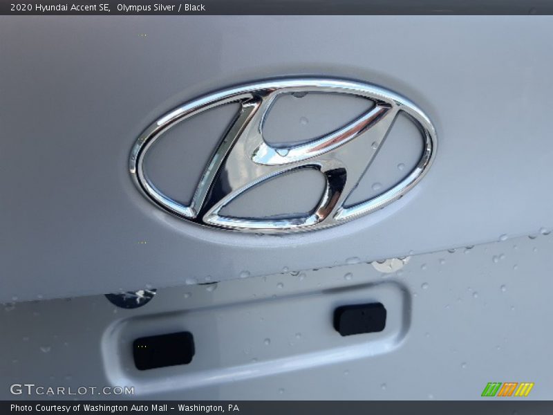 Olympus Silver / Black 2020 Hyundai Accent SE