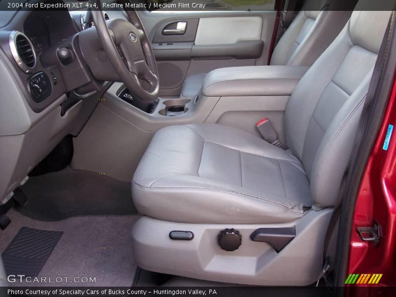 Redfire Metallic / Medium Flint Gray 2004 Ford Expedition XLT 4x4