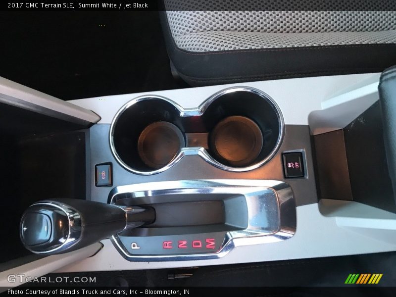 Summit White / Jet Black 2017 GMC Terrain SLE