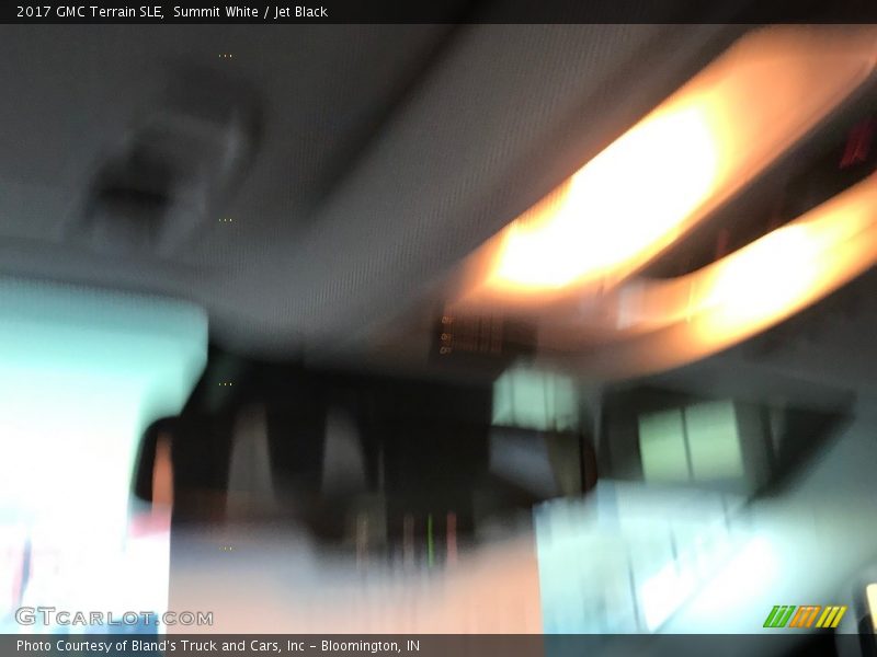 Summit White / Jet Black 2017 GMC Terrain SLE