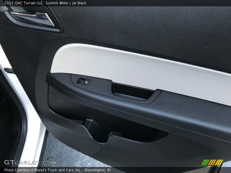 Summit White / Jet Black 2017 GMC Terrain SLE