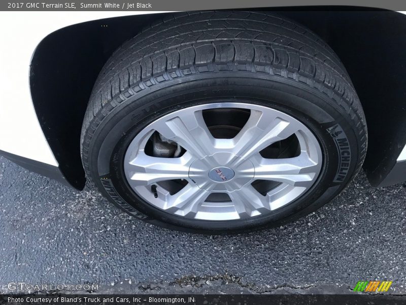 Summit White / Jet Black 2017 GMC Terrain SLE