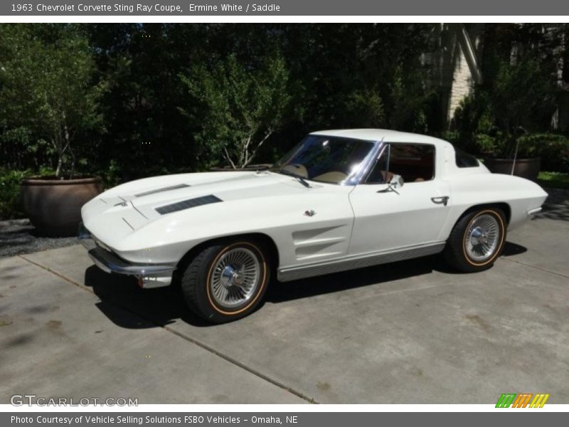 Ermine White / Saddle 1963 Chevrolet Corvette Sting Ray Coupe