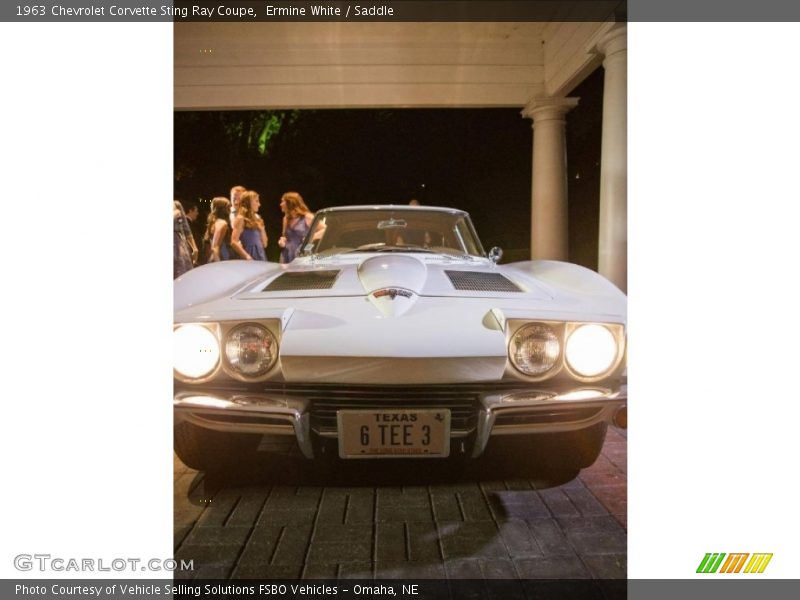 Ermine White / Saddle 1963 Chevrolet Corvette Sting Ray Coupe