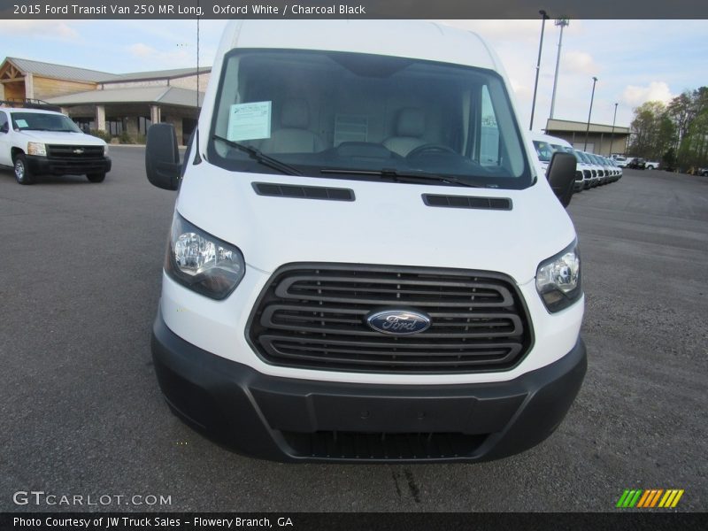 Oxford White / Charcoal Black 2015 Ford Transit Van 250 MR Long