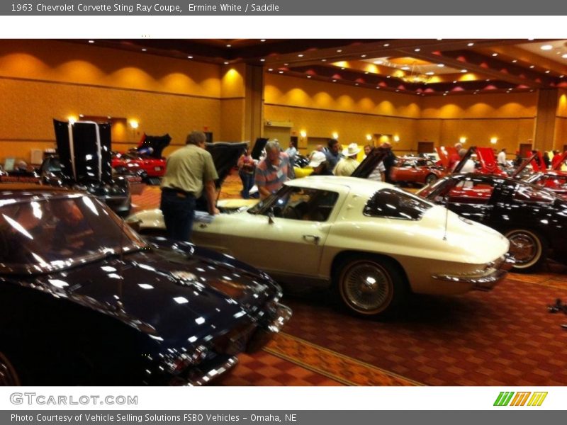 Ermine White / Saddle 1963 Chevrolet Corvette Sting Ray Coupe