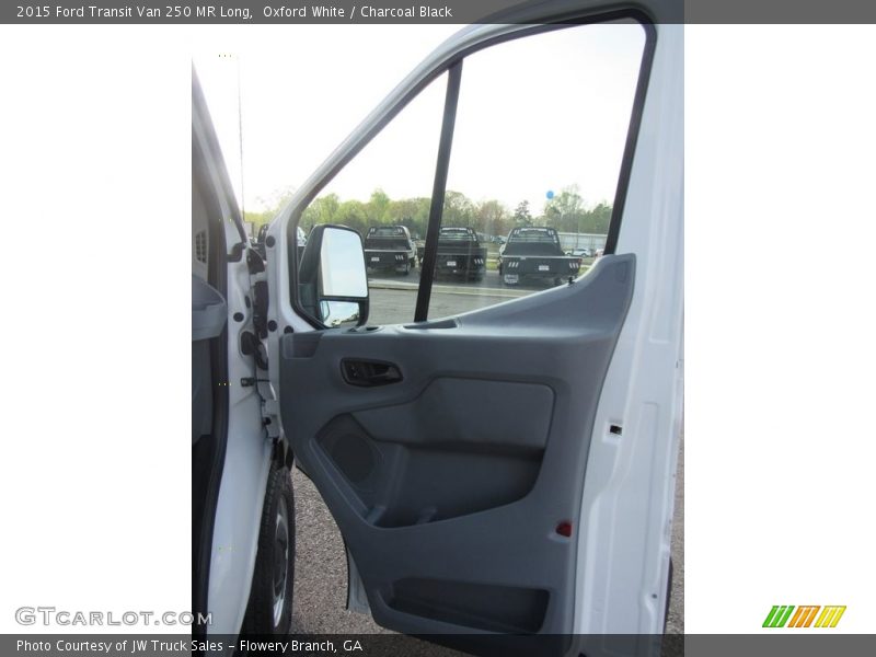 Oxford White / Charcoal Black 2015 Ford Transit Van 250 MR Long