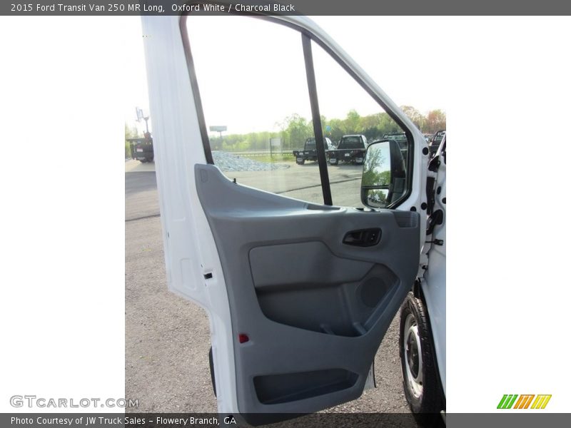 Oxford White / Charcoal Black 2015 Ford Transit Van 250 MR Long