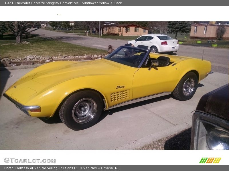 Front 3/4 View of 1971 Corvette Stingray Convertible