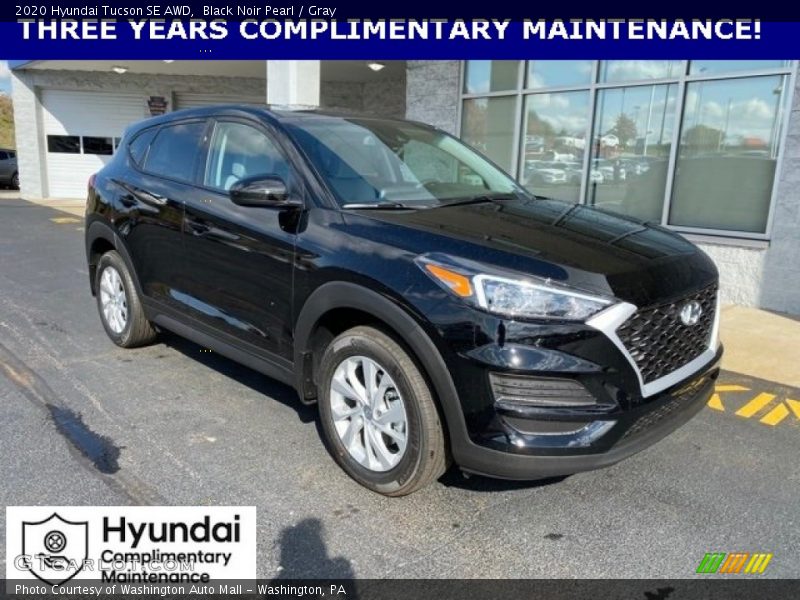 Black Noir Pearl / Gray 2020 Hyundai Tucson SE AWD