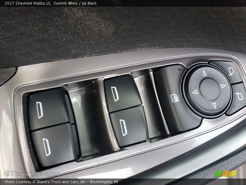 Summit White / Jet Black 2017 Chevrolet Malibu LS