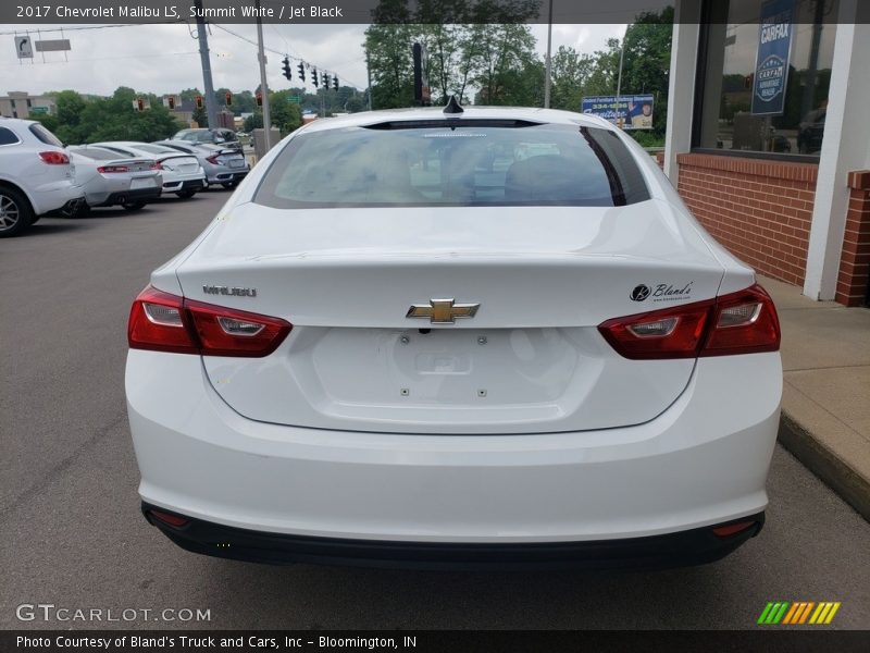 Summit White / Jet Black 2017 Chevrolet Malibu LS