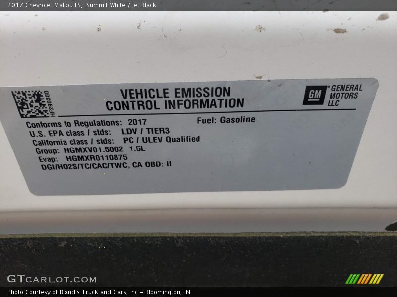 Summit White / Jet Black 2017 Chevrolet Malibu LS