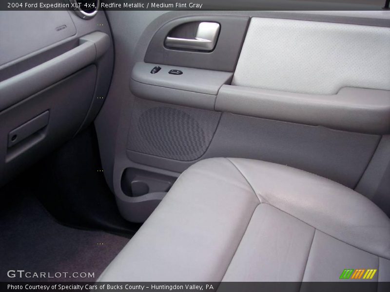 Redfire Metallic / Medium Flint Gray 2004 Ford Expedition XLT 4x4