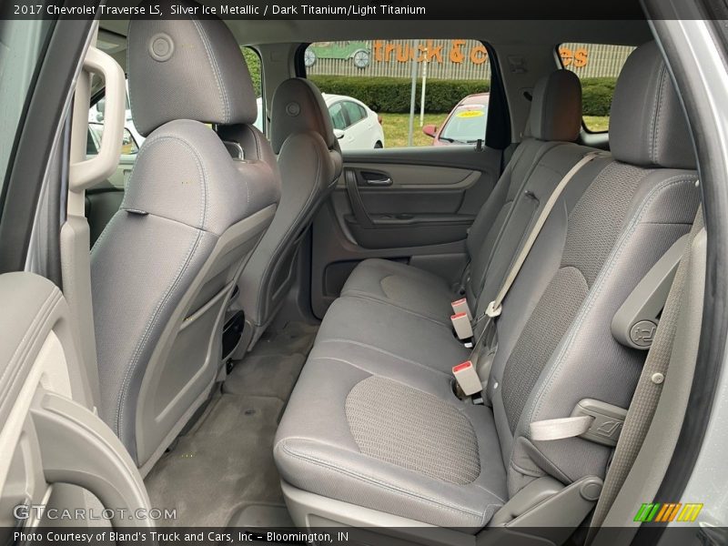 Silver Ice Metallic / Dark Titanium/Light Titanium 2017 Chevrolet Traverse LS