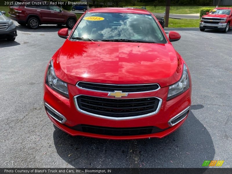 Red Hot / Brownstone 2015 Chevrolet Cruze LT