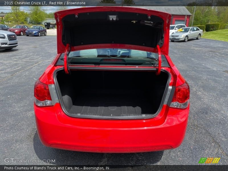 Red Hot / Brownstone 2015 Chevrolet Cruze LT