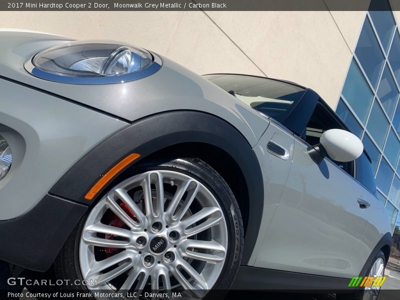 Moonwalk Grey Metallic / Carbon Black 2017 Mini Hardtop Cooper 2 Door